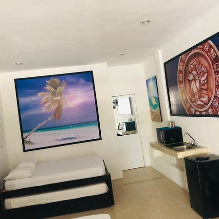 Easy Hotel プレヤデルカーメン エクステリア 写真