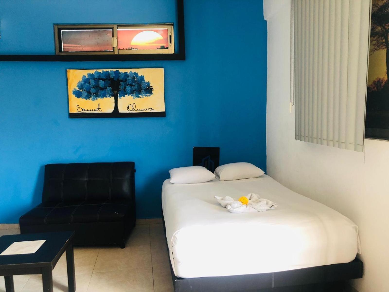 Easy Hotel プレヤデルカーメン エクステリア 写真
