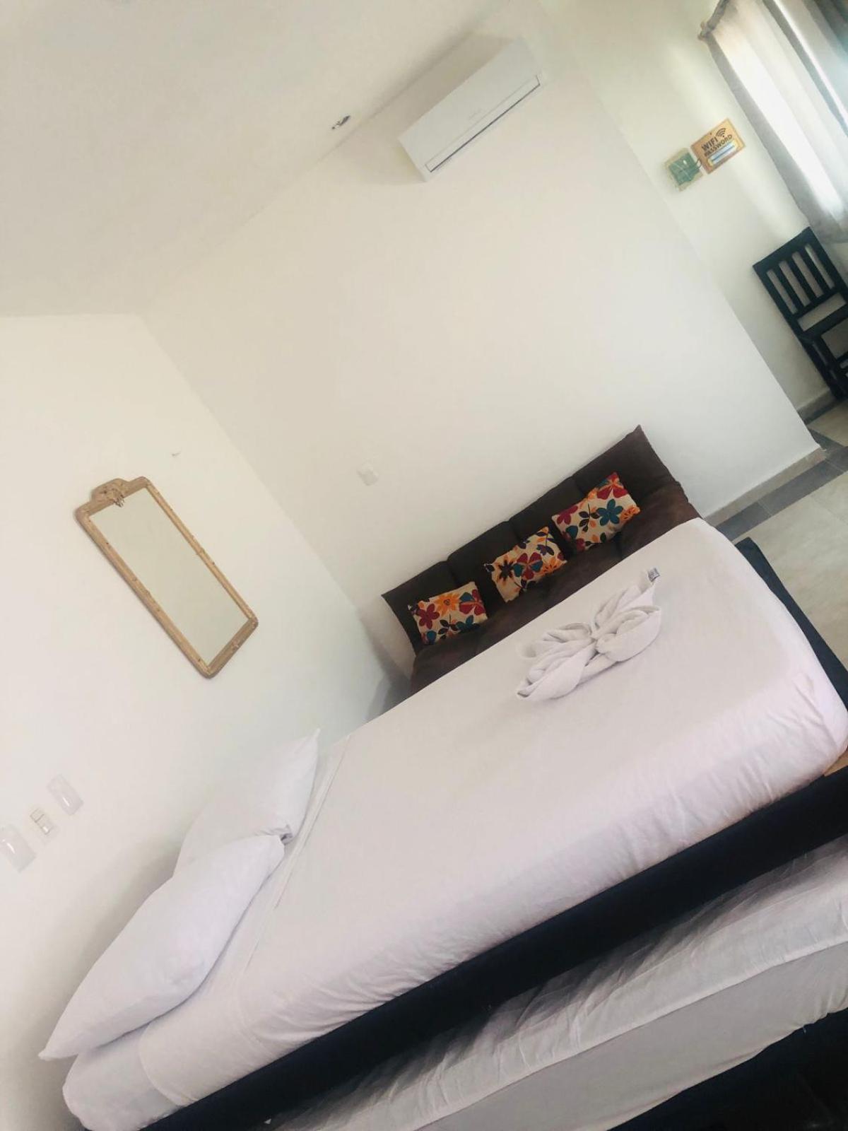 Easy Hotel プレヤデルカーメン エクステリア 写真