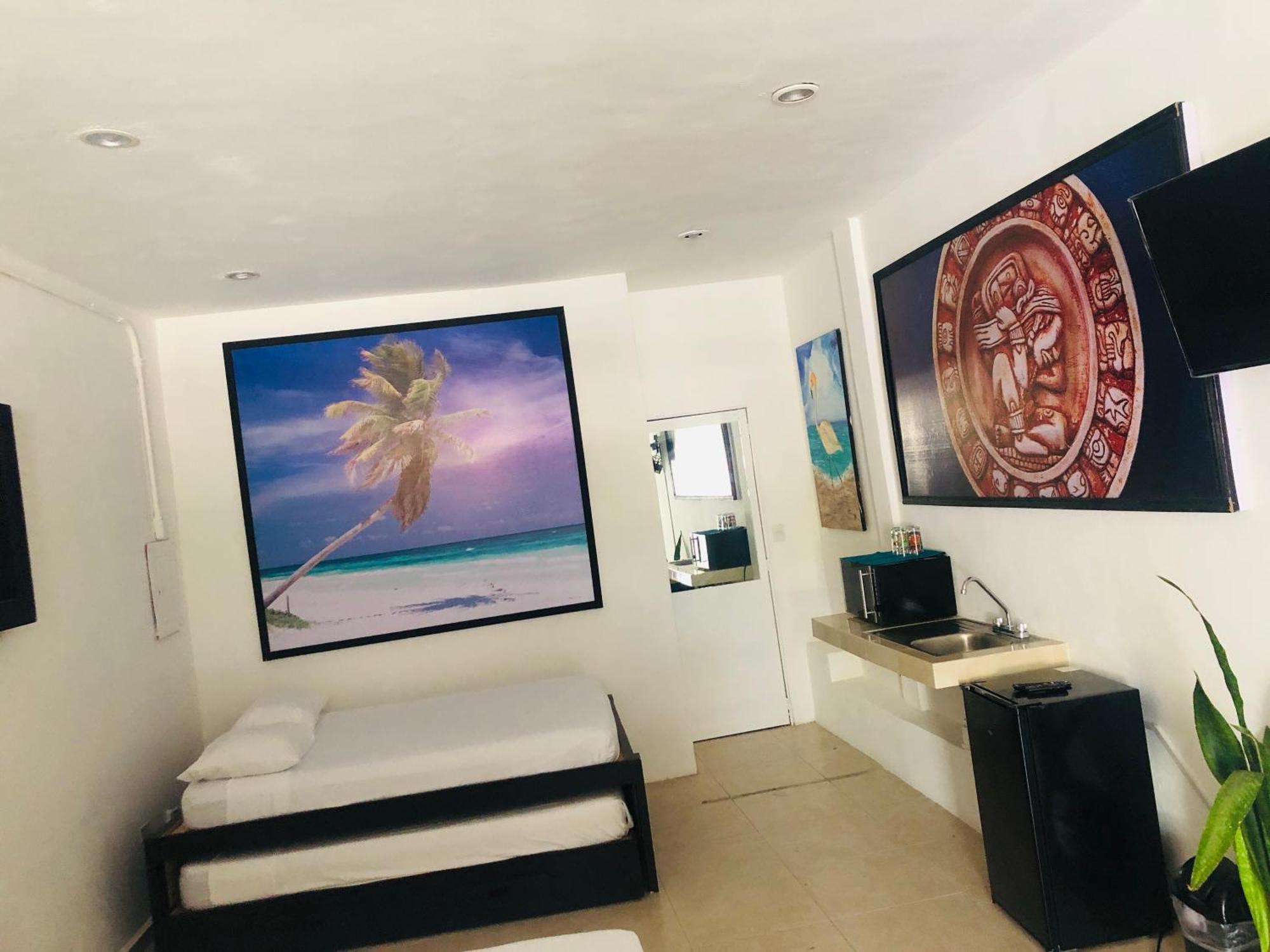 Easy Hotel プレヤデルカーメン エクステリア 写真